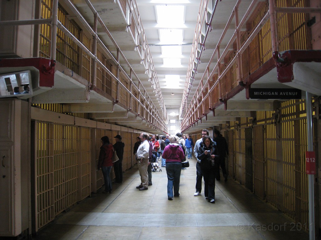 2011 Bay 2 Breakers Saturday 0535.JPG - I was able to participate in the 2011, 100th anniversary of the San Francisco Bay to Breakers 12K race. A great weekend for sight seeing and racing.